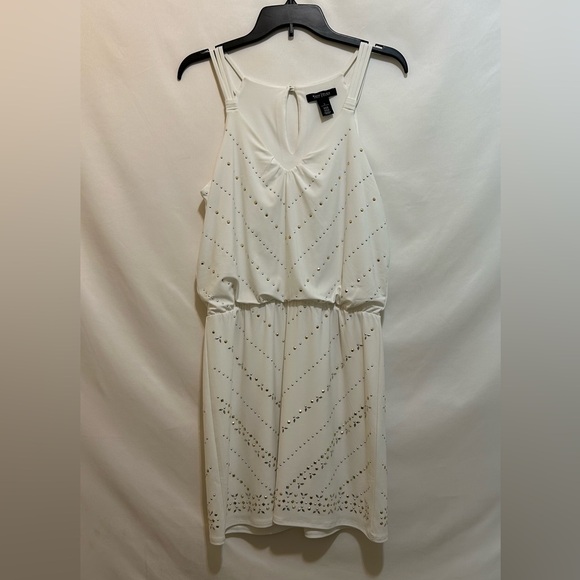 White House Black Market Dresses & Skirts - White House Black Market Women’s White Dress with lining. Size Small
